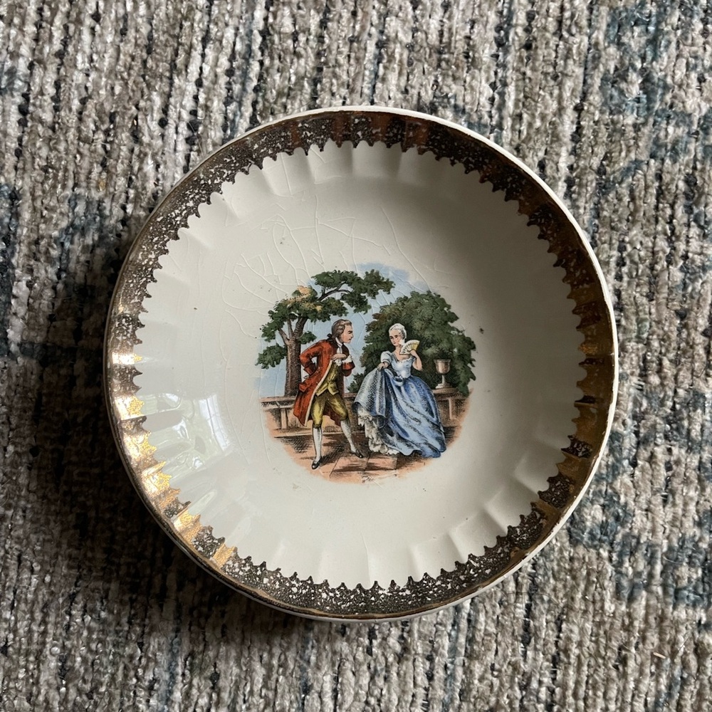 antique regency renaissance theme decor plate